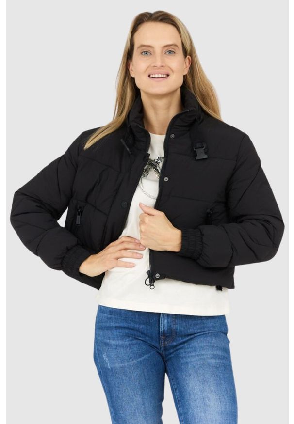 Invicta - INVICTA Czarna puchowa kurtka damska Isidore, Rozmiar L. Kolor: czarny. Materiał: puch