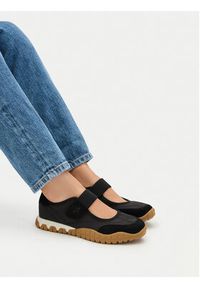 Badura Sneakersy EO-AILA-YB25D32-1 Czarny. Kolor: czarny. Materiał: materiał #5