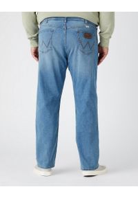 Wrangler - WRANGLER GREENSBORO MĘSKIE SPODNIE JEANSOWE TNTED INDIGO W15QCS29S