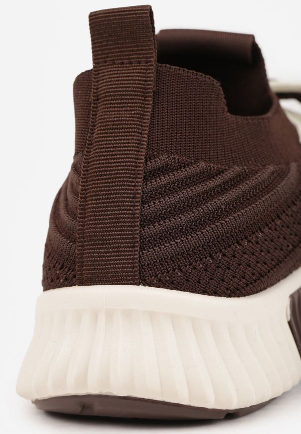 Born2be - Brązowe Sneakersy z Podwójnym Sznurowaniem Fontarin. Nosek buta: okrągły. Kolor: brązowy. Materiał: materiał. Obcas: na obcasie. Wysokość obcasa: niski