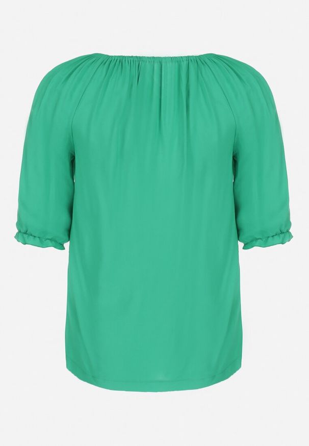 Born2be - Zielona Bluzka Hiszpanka z Ozdobnym Haftem i Rękawem 3/4 Thunti. Typ kołnierza: dekolt hiszpanka. Kolor: zielony. Materiał: tkanina. Wzór: haft. Sezon: wiosna, lato