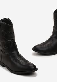 Born2be - Czarne Botki Kowbojki z Przeszyciami Blenikava. Okazja: na co dzień. Kolor: czarny. Wzór: aplikacja. Styl: casual, elegancki #3