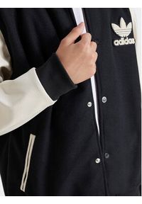 Adidas - adidas Kurtka bomber adicolor IY7505 Czarny Regular Fit. Kolor: czarny. Materiał: syntetyk