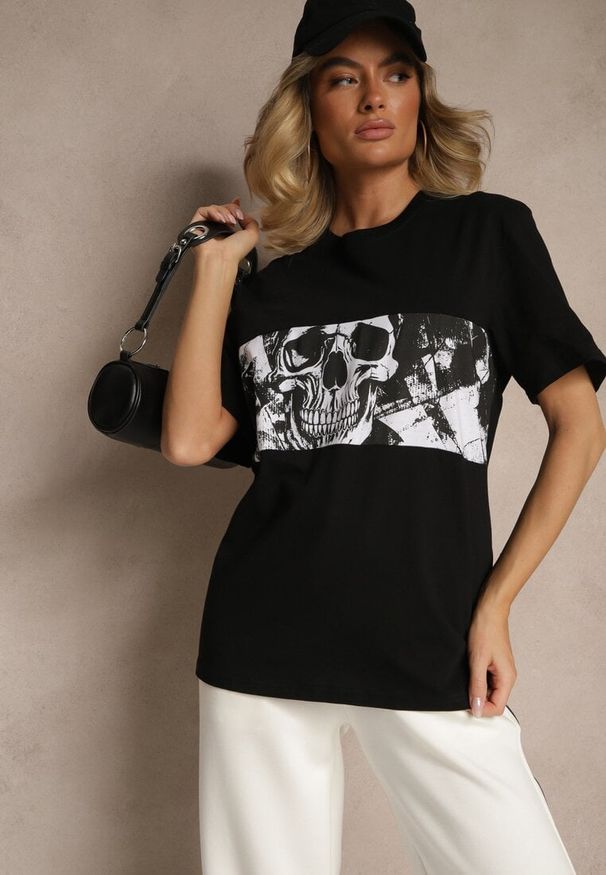 Renee - Czarna Bawełniana Koszulka T-shirt z Nadrukiem Czaszki Lanavira. Okazja: do pracy, na spotkanie biznesowe, na co dzień. Kolor: czarny. Materiał: bawełna. Wzór: nadruk. Styl: rockowy, casual, elegancki, biznesowy