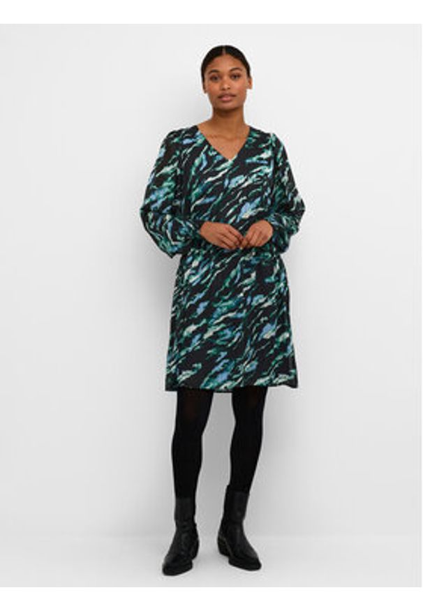 Kaffe Sukienka codzienna Chucky 10508128 Zielony Regular Fit. Okazja: na co dzień. Kolor: zielony. Materiał: syntetyk. Typ sukienki: proste. Styl: casual