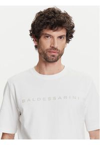 Baldessarini T-Shirt B4 20082.5293 Biały Regular Fit. Kolor: biały. Materiał: bawełna