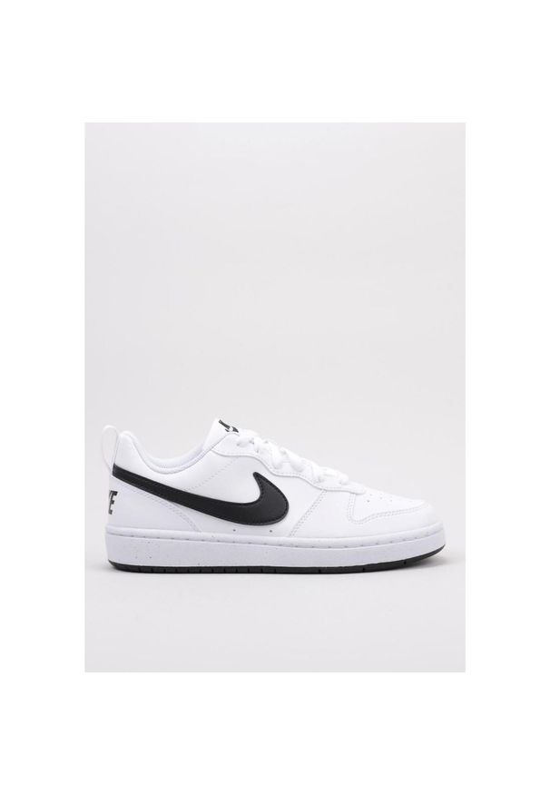 Buty do chodzenia damskie Nike Court Borough Low Recraft Bg. Kolor: biały. Materiał: materiał, syntetyk. Szerokość cholewki: normalna. Model: Nike Court. Sport: turystyka piesza