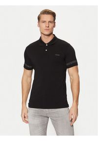 Guess Polo M5RP66 J1314 Czarny Slim Fit. Typ kołnierza: polo. Kolor: czarny. Materiał: bawełna #1