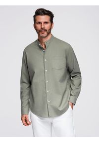 Ombre Clothing - Męska koszula lniana ze stójką i kieszenią REGULAR FIT – khaki V6 OM-SHCS-0161 - XXL. Okazja: na co dzień. Typ kołnierza: kołnierzyk stójkowy. Kolor: brązowy. Materiał: len. Długość rękawa: długi rękaw. Długość: długie. Sezon: lato, wiosna. Styl: casual #6