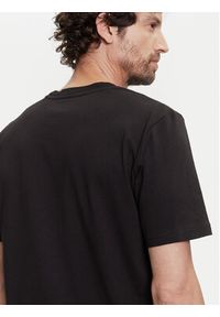 Marc O'Polo T-Shirt B21 2012 51382 Czarny Regular Fit. Typ kołnierza: polo. Kolor: czarny. Materiał: bawełna