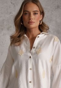 Renee - Biała Wiskozowa Koszula z Przedłużonym Tyłem Haftem i Podpinanymi Rękawami Sophora. Okazja: na co dzień. Kolekcja: plus size. Kolor: biały. Materiał: wiskoza. Wzór: haft. Sezon: lato. Styl: casual #2