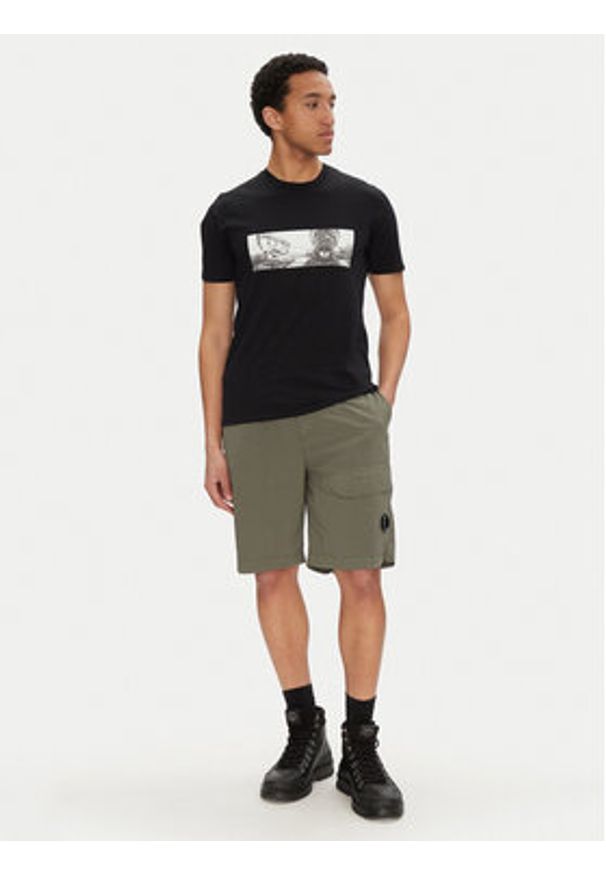 C.P. Company T-Shirt 18CMTS319A005431G Czarny Regular Fit. Kolor: czarny. Materiał: bawełna