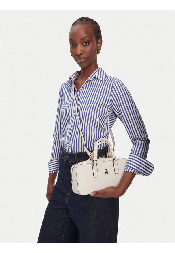 TOMMY HILFIGER - Tommy Hilfiger Torebka Th Daily Crossover Mono AW0AW18415 Biały. Kolor: biały. Materiał: skórzane
