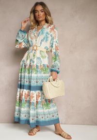 Renee - Jasnoniebieska Sukienka z Wiskozy Rozkloszowana w Print Boho Aedia. Okazja: na co dzień. Typ kołnierza: dekolt w serek. Kolor: niebieski. Materiał: wiskoza. Wzór: nadruk. Styl: boho #4