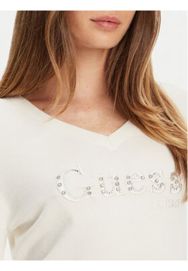 Guess Sweter W5YR24 Z2NQ2 Écru Regular Fit. Materiał: wiskoza