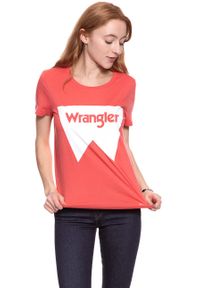 Wrangler - WRANGLER T SHIRT DAMSKI FESTIVAL TEE SPICED CORAL W7016EV6Y. Wzór: nadruk #8