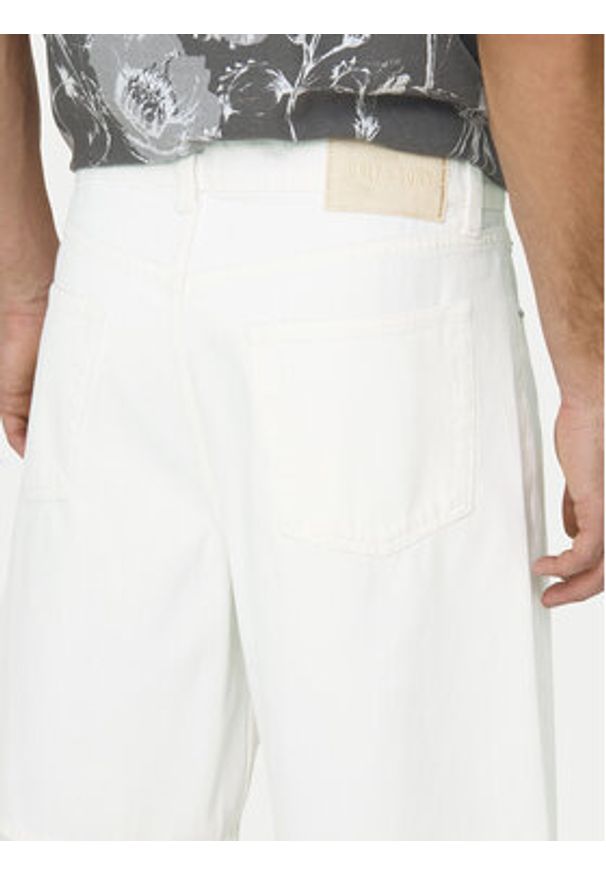 Only & Sons Szorty jeansowe Fade 22031662 Biały Loose Fit. Kolor: biały. Materiał: bawełna