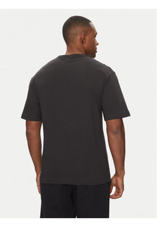 Reebok T-Shirt 100218842 Czarny Regular Fit. Kolor: czarny. Materiał: bawełna