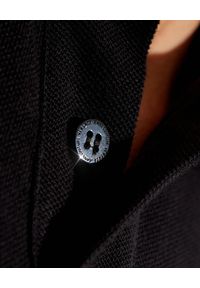 Versace Jeans Couture - VERSACE JEANS COUTURE - Czarna koszulka polo z kolorowym wzorem. Typ kołnierza: polo. Kolor: czarny. Materiał: bawełna. Wzór: kolorowy. Styl: klasyczny #5