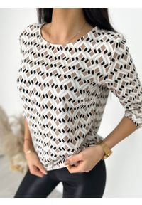 ModnaKiecka.pl - Beżowo-Brązowa Bluzka ze Wzorem 9419-503. Okazja: do pracy, na co dzień. Kolor: wielokolorowy. Materiał: wiskoza, poliester. Styl: casual, klasyczny #1