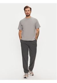 Jack & Jones - Jack&Jones Spodnie materiałowe Karl 12267059 Szary Loose Fit. Kolor: szary. Materiał: syntetyk #5