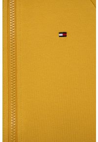 TOMMY HILFIGER - Tommy Hilfiger bluza kolor żółty z kapturem gładka. Okazja: na co dzień. Typ kołnierza: kaptur. Kolor: żółty. Długość rękawa: raglanowy rękaw. Wzór: gładki. Styl: casual #2