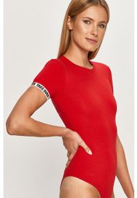 TALLY WEIJL - Tally Weijl - T-shirt. Okazja: na co dzień. Kolor: czerwony. Materiał: bawełna, dzianina, elastan. Wzór: nadruk. Styl: casual #2