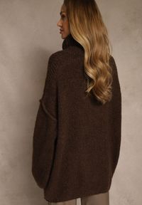 Renee - Brązowy Oversizowy Golf z Dodatkiem Wełny i Wiskozy Tenafera. Typ kołnierza: golf. Kolor: brązowy. Materiał: wełna, wiskoza #5