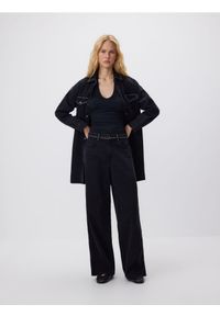Reserved - Jeansy wide leg z aplikacjami - czarny. Kolor: czarny. Wzór: aplikacja