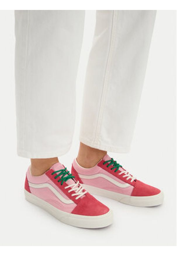 Vans Tenisówki Old Skool VN000EDYFO91 Różowy. Kolor: różowy. Materiał: skóra, zamsz