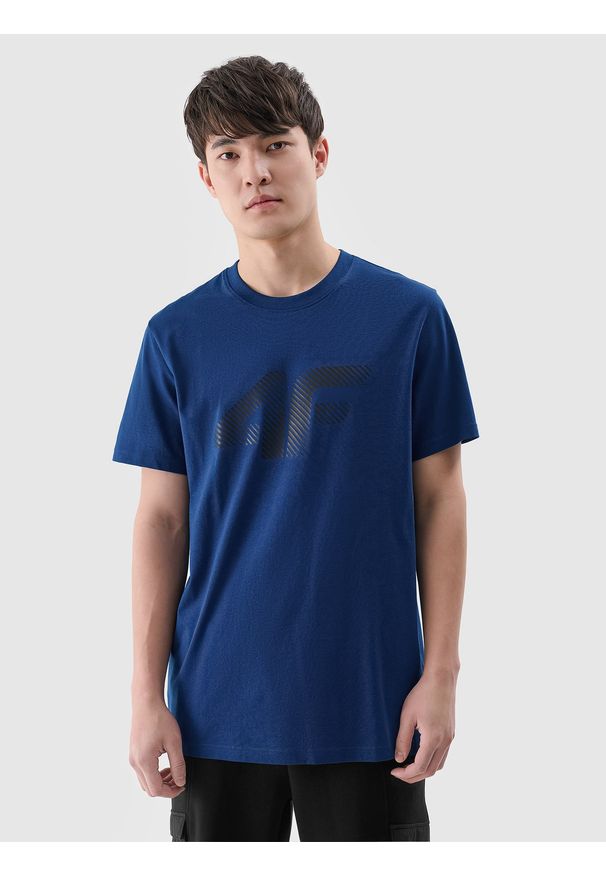 4f - 4F T-shirt regular z nadrukiem męski - turkusowy M. Okazja: na co dzień. Kolor: turkusowy. Materiał: dzianina, bawełna, jersey. Długość rękawa: krótki rękaw. Długość: krótkie. Wzór: nadruk. Styl: klasyczny, sportowy, casual