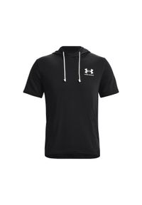 Koszulka sportowa męska Under Armour Rival Terry Lc Ss Hd. Kolor: czarny, biały, wielokolorowy. Materiał: bawełna, poliester. Długość rękawa: krótki rękaw. Długość: krótkie. Sport: fitness