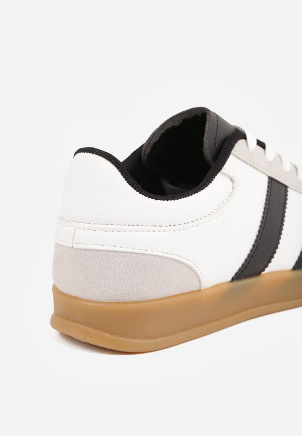 Born2be - Biało-Czarne Sneakersy Typu Kultowe Tenisówki z Ozdobnymi Przeszyciami Selfia. Okazja: na co dzień. Kolor: biały. Materiał: jeans. Obcas: na płaskiej podeszwie