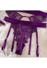 Intica - Komplet bielizny z rękawiczkami na specjalne okazje Auzinda. Kolor: fioletowy. Materiał: materiał #9