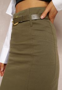 Renee - Zielona Jeansowa Spódnica Ołówkowa z Dodatkowym Paskiem Caladyn. Okazja: na co dzień. Stan: podwyższony. Kolor: zielony. Materiał: jeans. Styl: casual #2