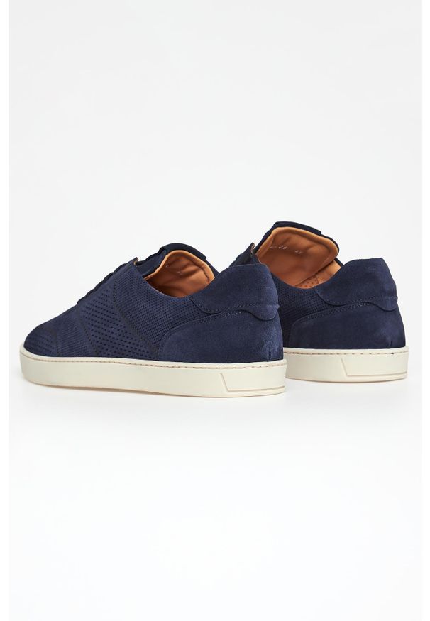 Sneakersy męskie zamszowe CESARE CASADEI. Materiał: zamsz