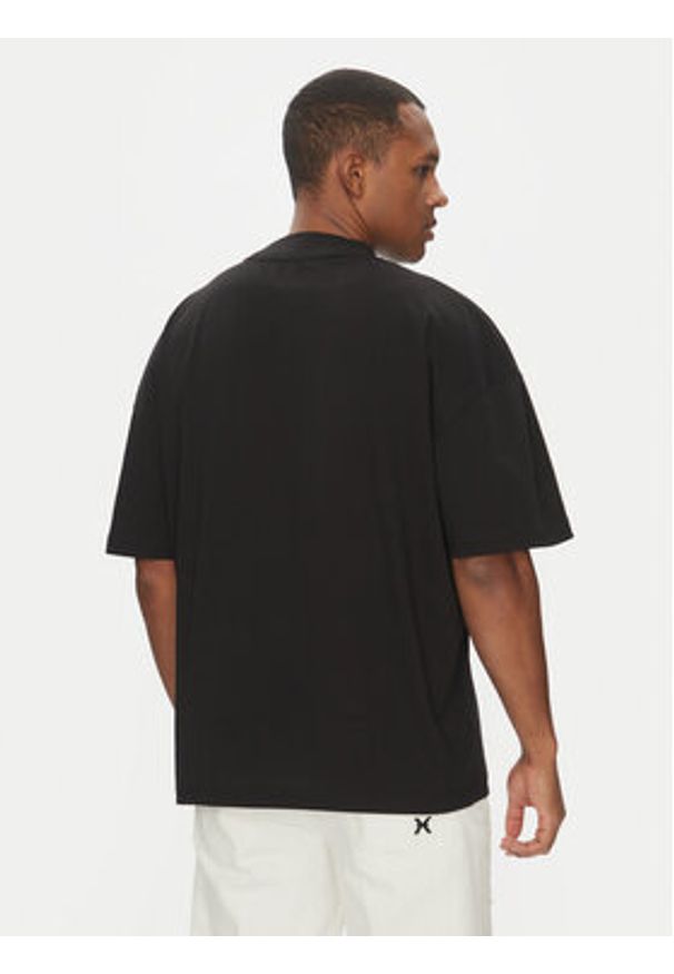Richmond X T-Shirt UMP25155TS Czarny Regular Fit. Kolor: czarny. Materiał: bawełna