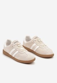 Born2be - Beżowe Płaskie Skórzane Sneakersy Ozdobione Paskami Navilen. Okazja: na co dzień. Zapięcie: pasek. Kolor: beżowy. Materiał: skóra. Wzór: aplikacja. Obcas: na obcasie. Wysokość obcasa: niski #3