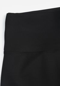 Renee - Czarne Legginsy High Waist z Elastycznego Materiału Azelia. Okazja: na co dzień. Stan: podwyższony. Kolor: czarny. Materiał: materiał. Długość: krótkie. Styl: casual #2