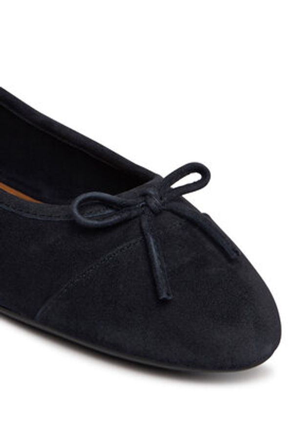 TOMMY HILFIGER - Tommy Hilfiger Baleriny FW0FW09357 Granatowy. Kolor: niebieski. Materiał: skóra, zamsz