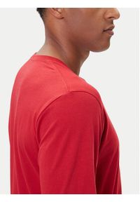 Pepe Jeans Longsleeve Eggo Long N PM5010135 Czerwony Regular Fit. Kolor: czerwony. Materiał: bawełna. Długość rękawa: długi rękaw #4