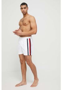 TOMMY HILFIGER - Tommy Hilfiger szorty kąpielowe kolor biały. Kolor: biały. Materiał: tkanina, poliester #3