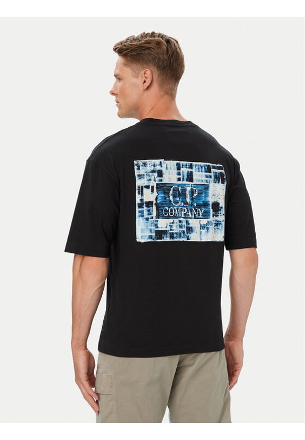 C.P. Company T-Shirt 21CMTS180A110579W Czarny Comfort Fit. Kolor: czarny. Materiał: bawełna