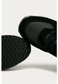 GANT - Gant - Buty Bevinda. Nosek buta: okrągły. Zapięcie: sznurówki. Kolor: czarny. Materiał: materiał, syntetyk, skóra, guma, zamsz. Szerokość cholewki: normalna. Obcas: na obcasie. Wysokość obcasa: średni #4