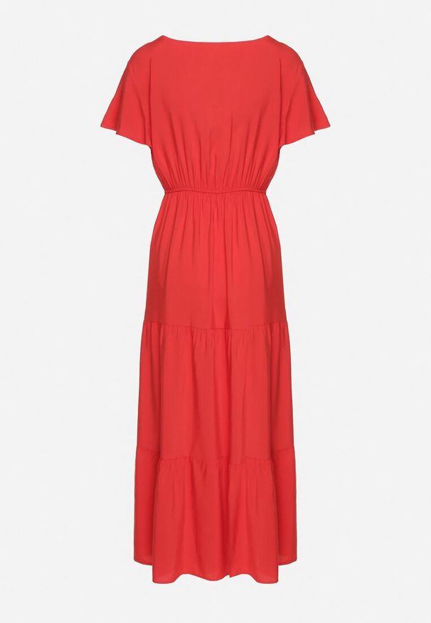 Born2be - Czerwona Sukienka z Wiskozy o Rozkloszowanym Kroju Folky. Okazja: na co dzień. Typ kołnierza: dekolt w kształcie V. Kolor: czerwony. Materiał: wiskoza. Styl: casual, elegancki