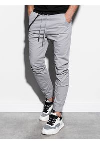 Ombre Clothing - Spodnie męskie materiałowe JOGGERY z ozdobnym sznurkiem - jasnoszare V2 P908 - XXL. Kolor: szary. Materiał: materiał #7