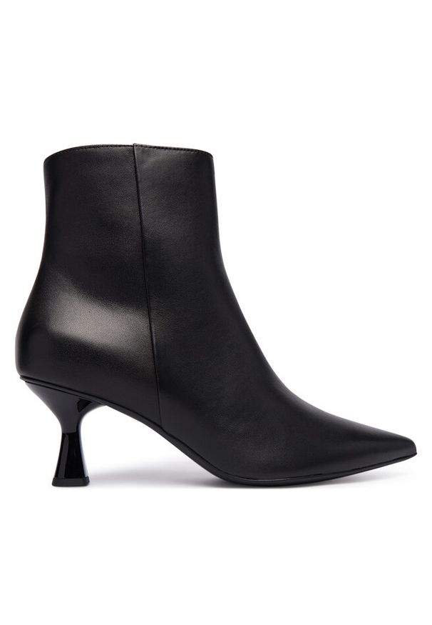 Botki HÖGL. Kolor: czarny