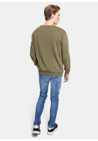 Bluza męska Guess Patch Logo Cn Fleece (M1GQ51K68I1-G8DA). Kolor: zielony. Materiał: jeans, denim, materiał. Sezon: lato. Styl: młodzieżowy #2