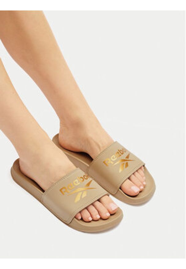 Reebok Klapki SS25-3C069-1 Beżowy. Kolor: beżowy. Materiał: syntetyk