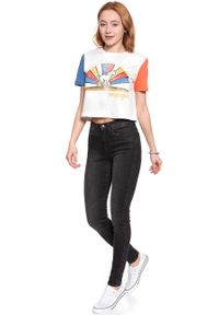 Wrangler - WRANGLER T SHIRT DAMSKI CROP TEE EGRET OFF WHITE W7382GFIO 112131030. Wzór: nadruk. Styl: vintage #9